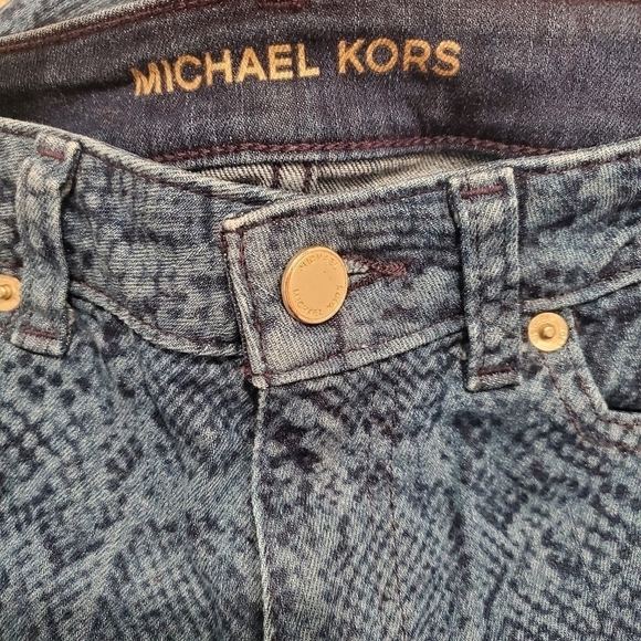 Michael Kors Raw Hem Straight Leg Jeans Snake Print - Picture 4 of 5